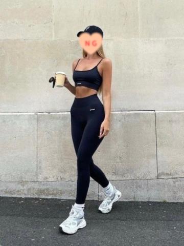 Анастасия Миниатюрная Брюнетка фото 3